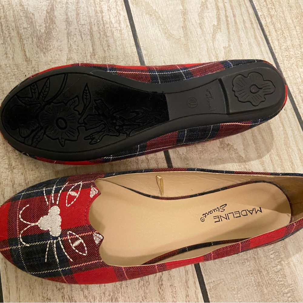 Kitty cat flats
